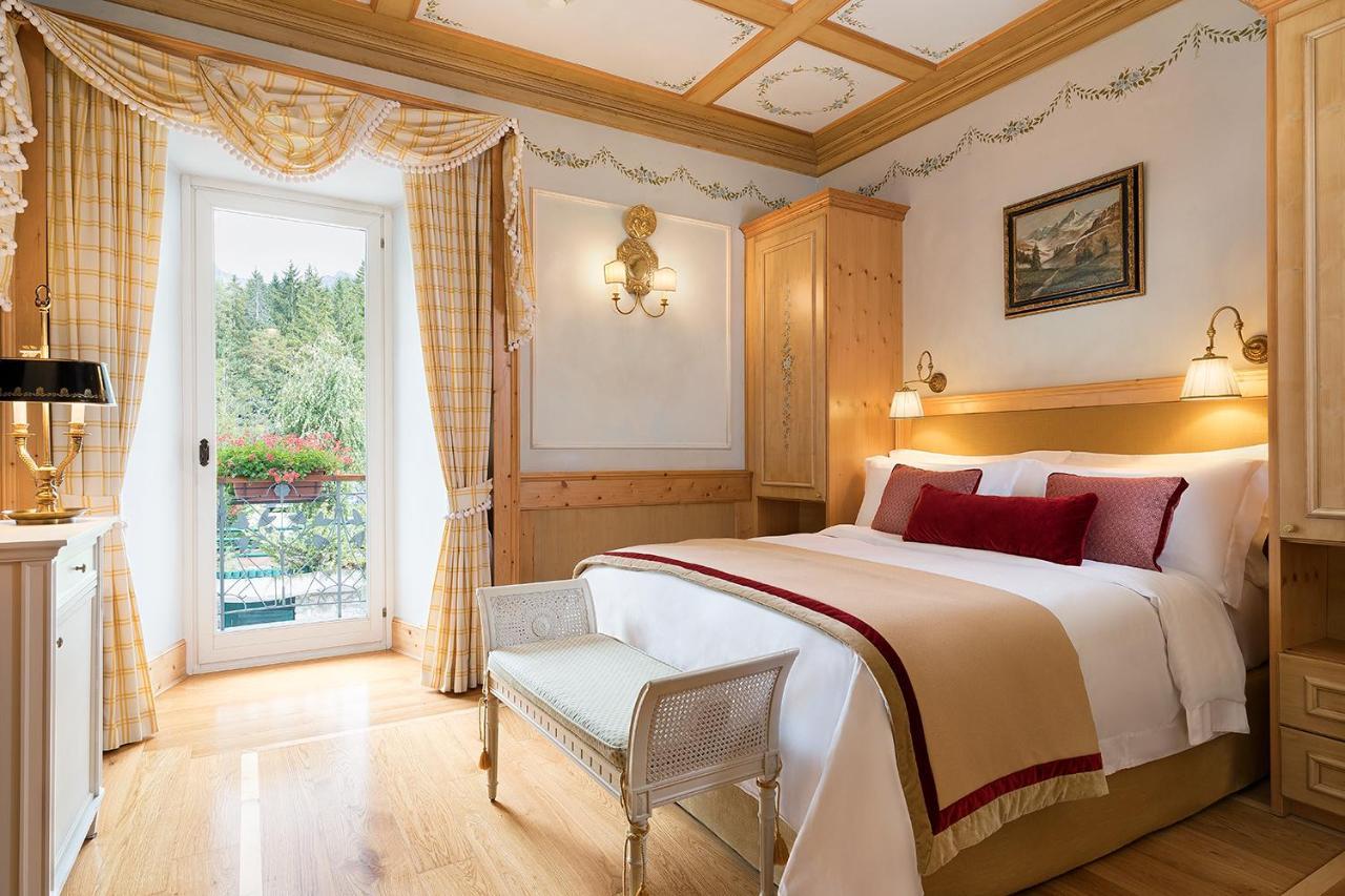 คริสตัลโล อะ ลักชัวรี คอลเลคชั่น รีสอร์ต สปา กอร์ตินา ดัมเปซโซ Hotel กอร์ตินาดัมเปซโซ ภายนอก รูปภาพ